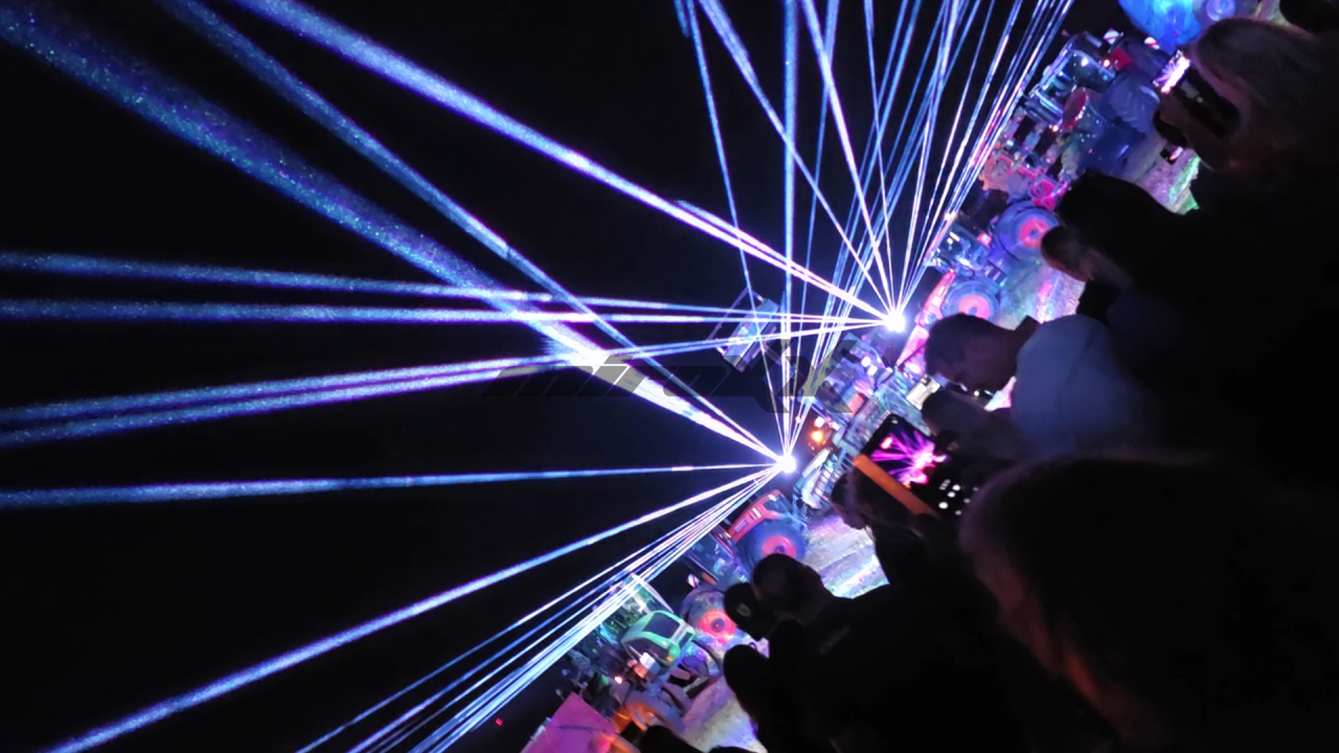 Deň poľa SÓJE 2026 Laserová show pre spoločnosť AGROTRADE GROUP - www.miroxx.eu 