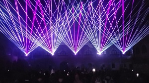 Svetlo VALMEZ 2024 - laser show & mapping / Valašské Meziříčí 20.9. /